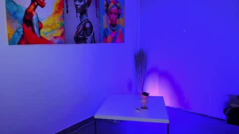 M A R I A N E online show from 9, 4, 2026