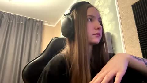 Aria online show from 1, 12, 2025