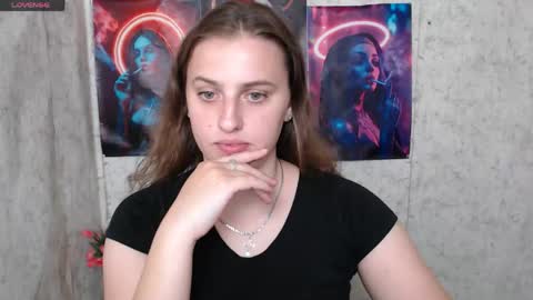 Snapshot of mariatess_ chatting on 25, 5, 2026 Mariia online show from 25, 5, 2026