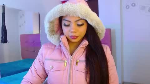 Snapshot of maribelsex303av chatting on 7, 3, 2025 maribelsex303av online show from 7, 3, 2025