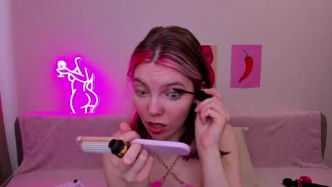 Snapshot of marie_reyess chatting on 30, 4, 2026 Marie 3 online show from 30, 4, 2026
