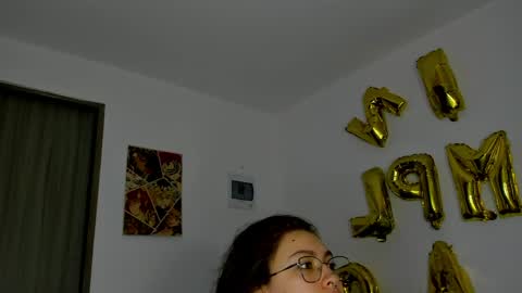 Snapshot of marieetaylor chatting on 19, 4, 2026 Mariee online show from 19, 4, 2026