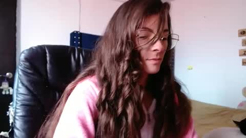 Mariie online show from 12, 2, 2025