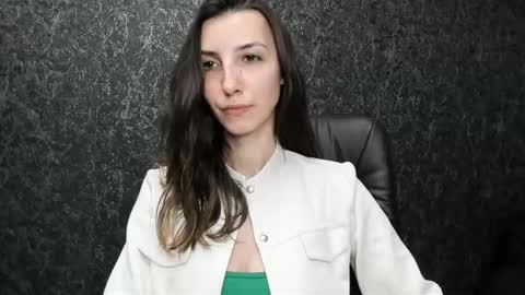 Snapshot of marielleanker chatting on 13, 10, 2025 marielleanker online show from 13, 10, 2025