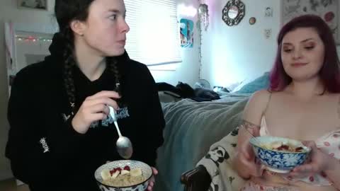 marigoldrue online show from 25, 2, 2025