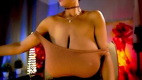 Nikita - Scroll down and read my bio please. New Pictures in Bio online show from 24, 4, 2026