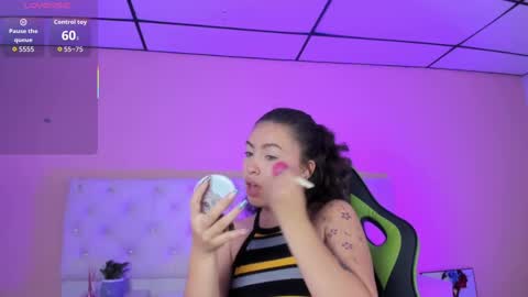 mariie_tayy online show from 8, 10, 2025