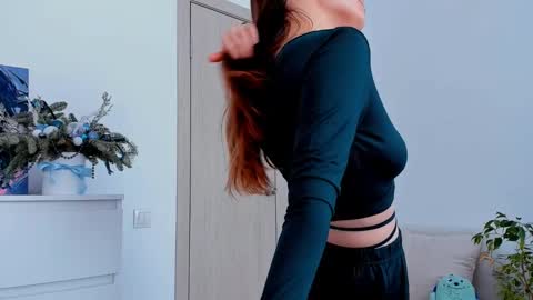 Marilina online show from 10, 3, 2025