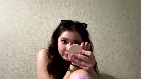 Emmie online show from 31, 3, 2026