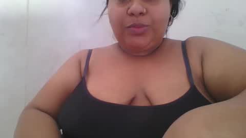 marilyn_porto online show from 4, 4, 2026