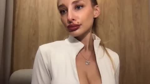 MarilynDevilish online show from 30, 12, 2024