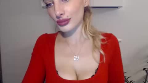 MarilynDevilish online show from 9, 1, 2025