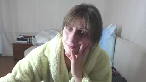 FOREVER YOURS online show from 6, 1, 2026