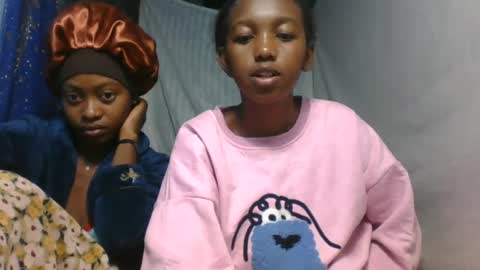 Snapshot of marinagold69 chatting on 17, 6, 2026 marinagold69 online show from 17, 6, 2026