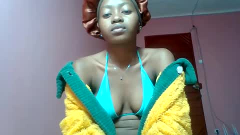 Snapshot of marinagold69 chatting on 5, 7, 2026 marinagold69 online show from 5, 7, 2026