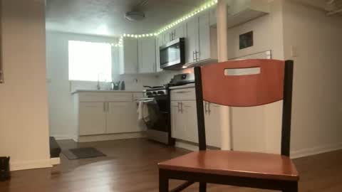 Snapshot of marineguyk19 chatting on 17, 12, 2025 Z online show from 17, 12, 2025