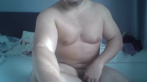 Snapshot of mario17o3 chatting on 28, 4, 2026 Hot N Horny online show from 28, 4, 2026