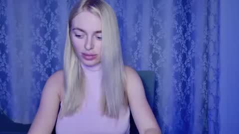 Snapshot of mariwell chatting on 17, 6, 2026 mariwell online show from 17, 6, 2026
