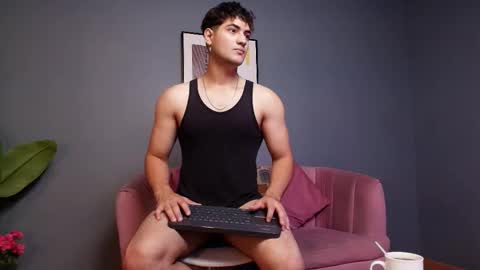 Snapshot of mark_evans1_ chatting on 12, 11, 2025 mark_evans1_ online show from 12, 11, 2025