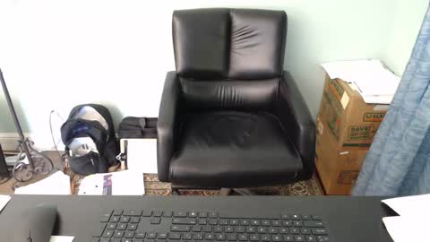 Snapshot of markinwest chatting on 17, 10, 2025 MarkinWest online show from 17, 10, 2025