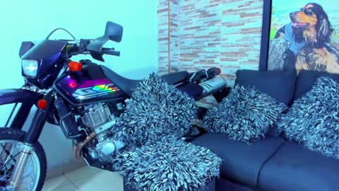 Sebastian online show from 8, 12, 2024