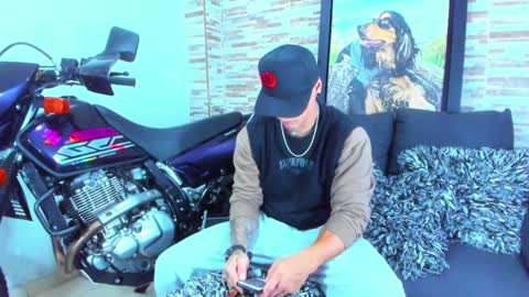 Sebastian online show from 17, 12, 2024