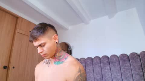 Sebastian online show from 4, 12, 2025