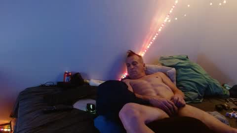 Snapshot of markymark101825061 chatting on 11, 2, 2025 markymark101825061 online show from 11, 2, 2025