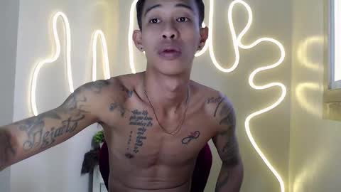 marlmoreno10 online show from 13, 1, 2026