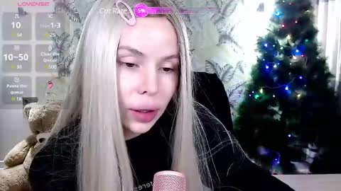 Snapshot of marmalade_fox chatting on 4, 1, 2025 Marmalade Fox online show from 4, 1, 2025