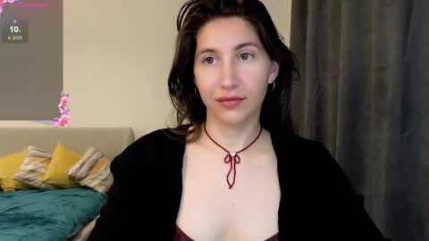 marrycolins online show from 5, 11, 2025