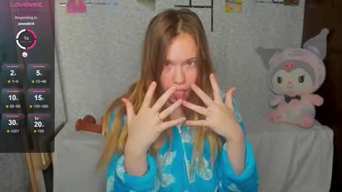 marryjanes online show from 9, 11, 2025