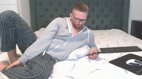 Snapshot of marselle_looker chatting on 23, 12, 2024 Marselle online show from 23, 12, 2024