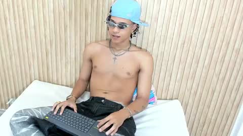 Snapshot of marshall_spencer chatting on 1, 10, 2025 MARSHALL online show from 1, 10, 2025