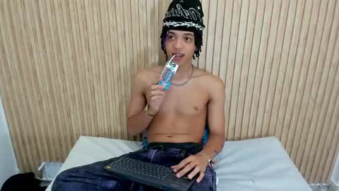 Snapshot of marshall_spencer chatting on 9, 10, 2025 MARSHALL online show from 9, 10, 2025