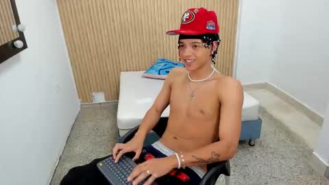 Snapshot of marshall_spencer chatting on 5, 11, 2025 MARSHALL online show from 5, 11, 2025