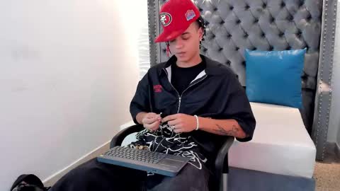 Snapshot of marshall_spencer chatting on 18, 11, 2025 MARSHALL online show from 18, 11, 2025