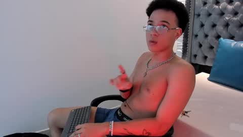 Snapshot of marshall_spencer chatting on 27, 11, 2025 MARSHALL online show from 27, 11, 2025