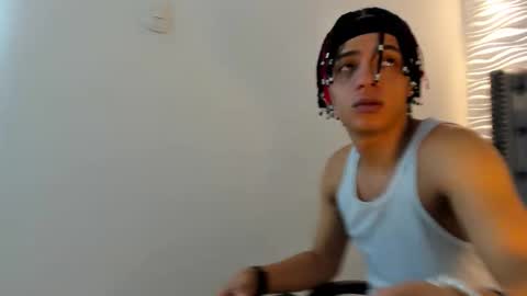 Snapshot of marshall_spencer chatting on 1, 12, 2025 MARSHALL online show from 1, 12, 2025