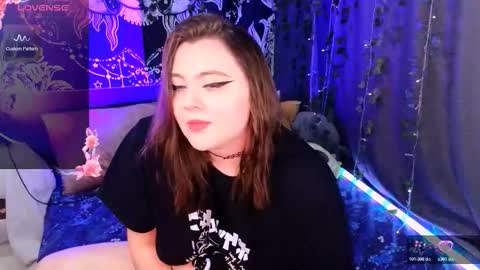 marshmallowbeauty_ online show from 5, 11, 2025