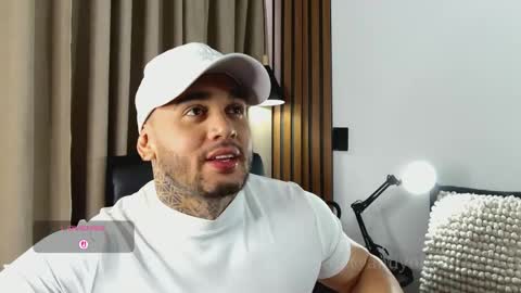 Snapshot of martin_colby05 chatting on 6, 6, 2026 ONLYFANS Sotoandres modelo independiente online show from 6, 6, 2026