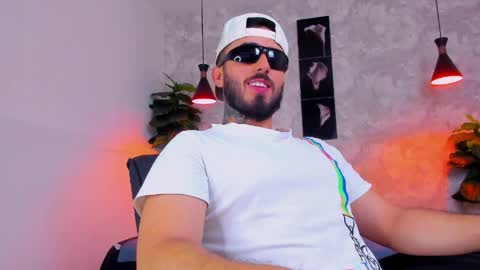 Martin Foster online show from 5, 4, 2026