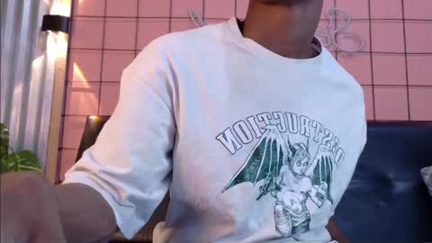 Snapshot of martin_killer chatting on 18, 10, 2025 Martin online show from 18, 10, 2025