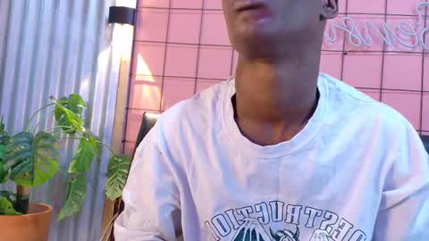 Snapshot of martin_killer chatting on 15, 12, 2025 Martin online show from 15, 12, 2025