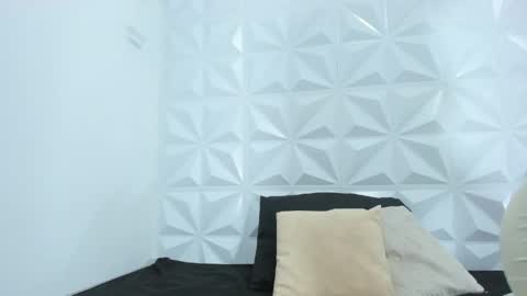 Martina  online show from 9, 4, 2026