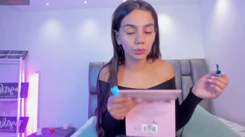 Snapshot of martina_mancinii chatting on 18, 1, 2025 Martina online show from 18, 1, 2025