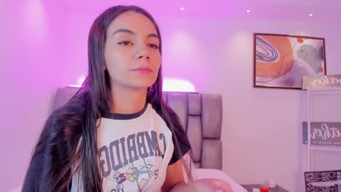 Snapshot of martina_mancinii chatting on 24, 1, 2025 Martina online show from 24, 1, 2025