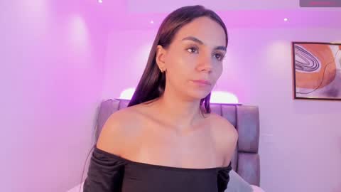 Snapshot of martina_mancinii chatting on 5, 2, 2025 Martina online show from 5, 2, 2025