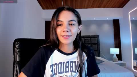 Snapshot of martina_mancinii chatting on 21, 2, 2025 Martina online show from 21, 2, 2025
