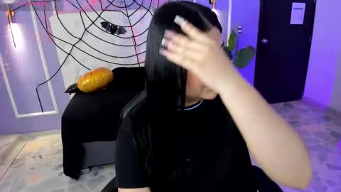 Martina  online show from 29, 10, 2025